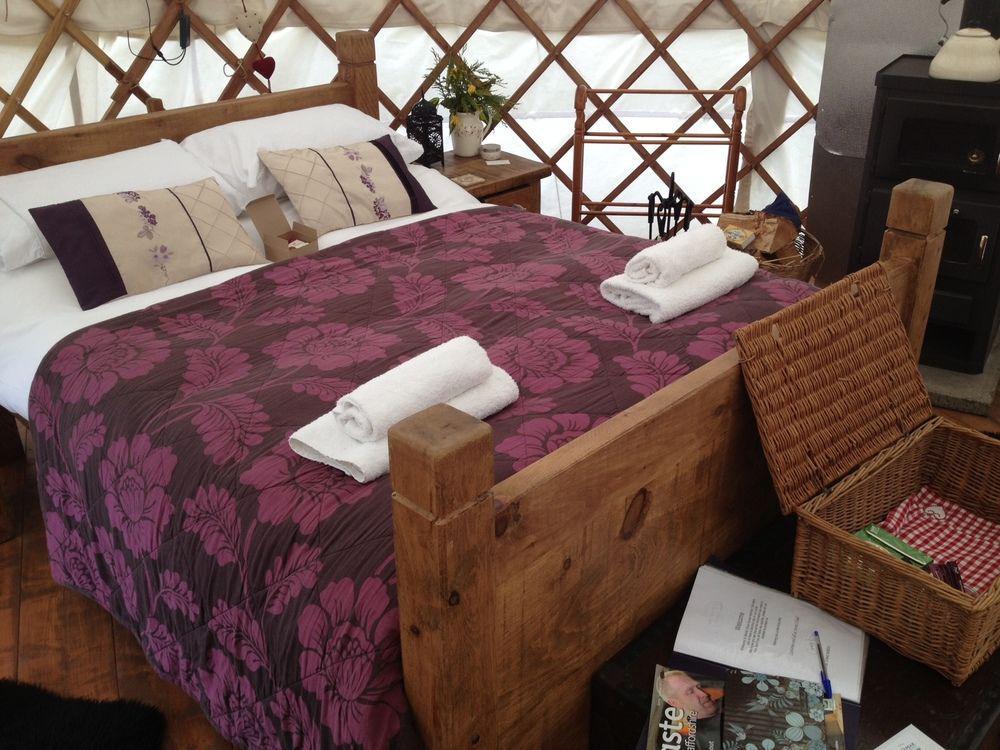 Secret Cloud House Holidays Hotel Cauldon ภายนอก รูปภาพ